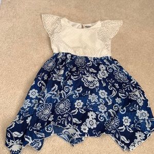 Blue and White floral print dress. Little girls size 14.
